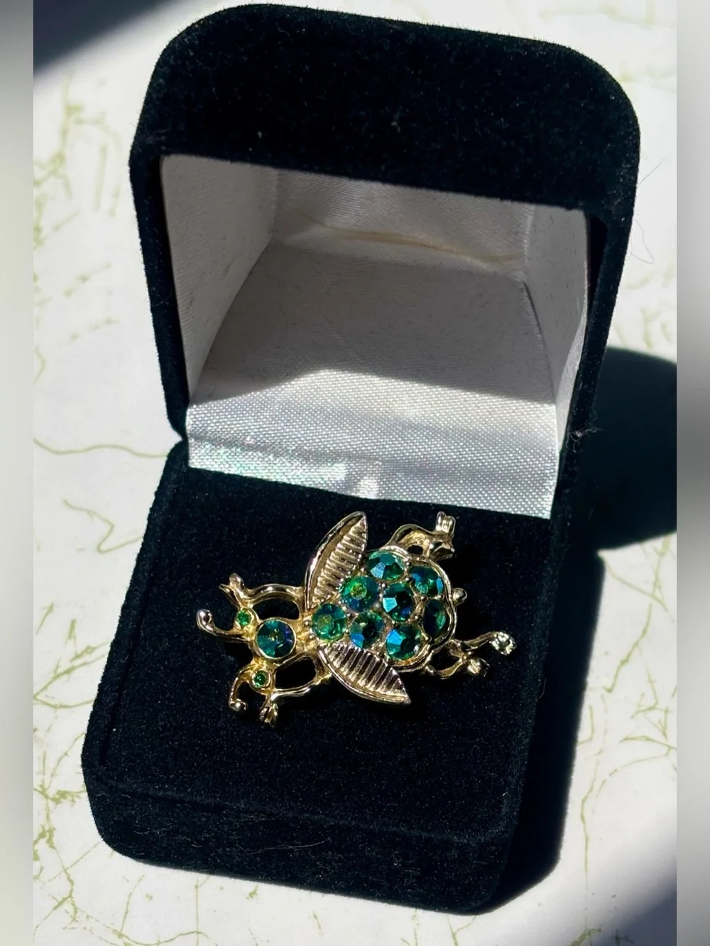 1950s Vintage Gold Tone Metal and Green Rhinestone Crystal Beetle Pin